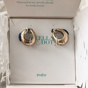 Stella & Dot Hammered Stone Hoop Earrings
